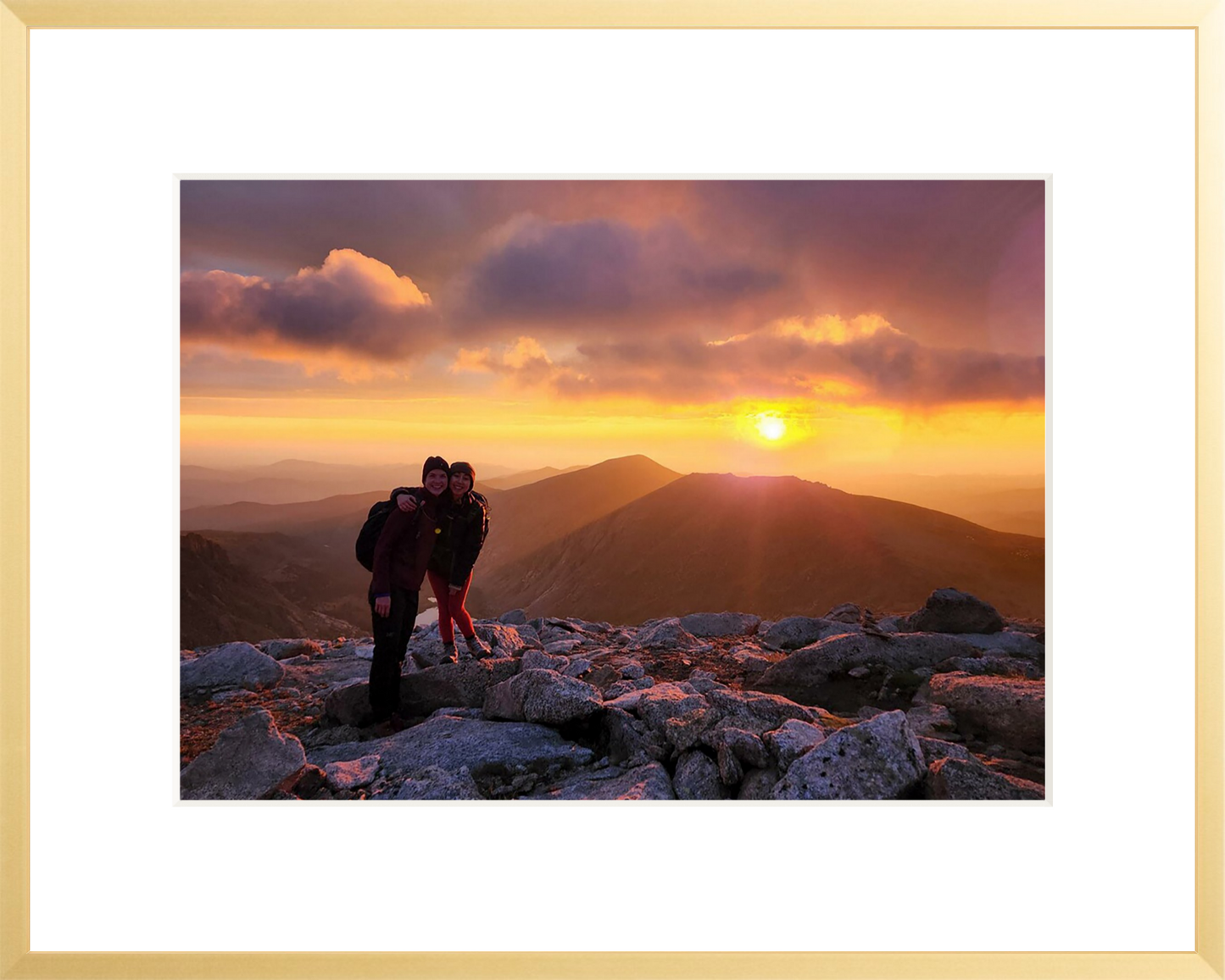 The Classic 20" x 16" Gift (Landscape)
