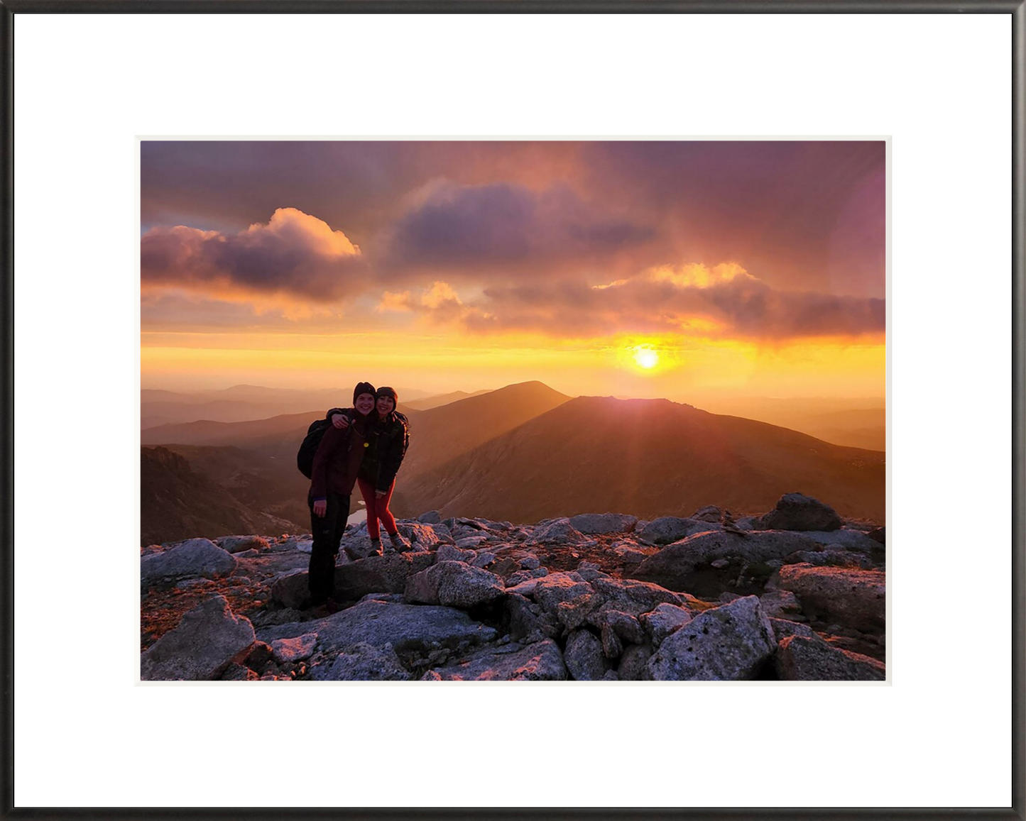The Classic 20" x 16" Gift (Landscape)