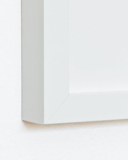 Simply Framed White Gallery Frame